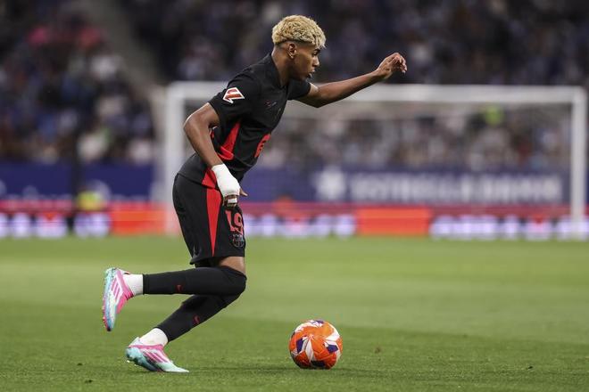 辽宁主场30分惨负广东引热议